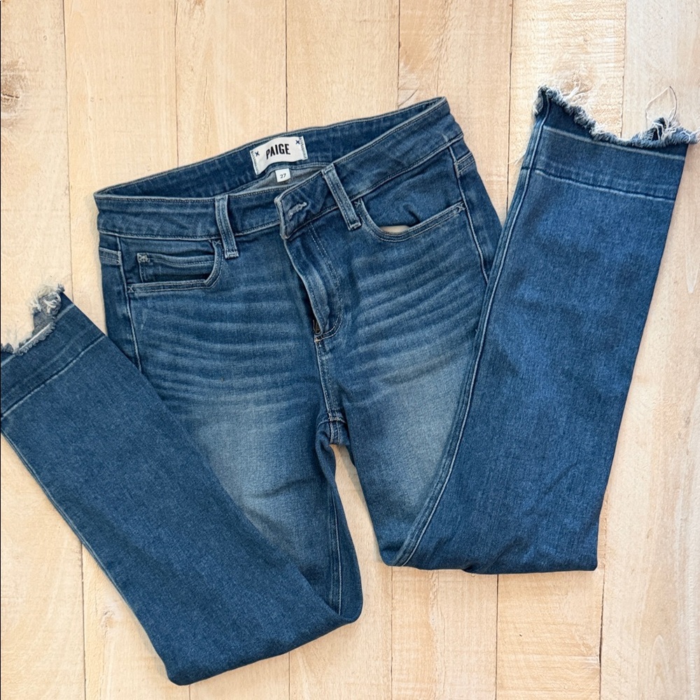 PAIGE Skyline Skinny Crop with Destroyed Hem Jeans Size 27